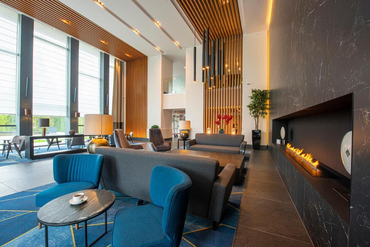 Pieniny Grand Hotel シュツァブニツァ エクステリア 写真