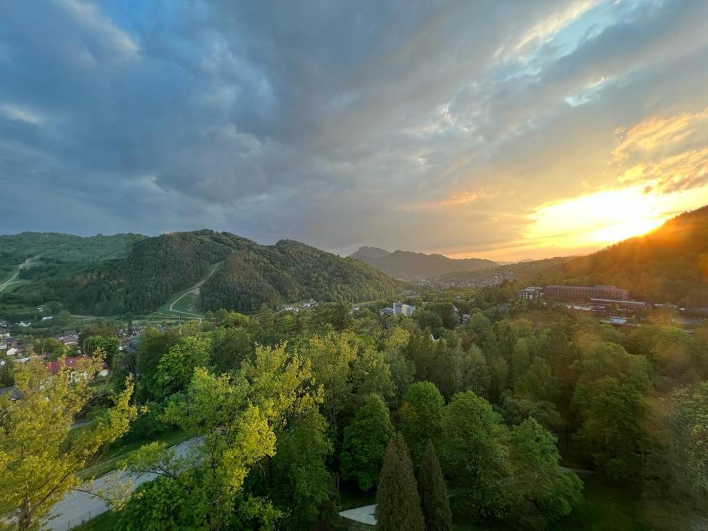 Pieniny Grand Hotel シュツァブニツァ エクステリア 写真