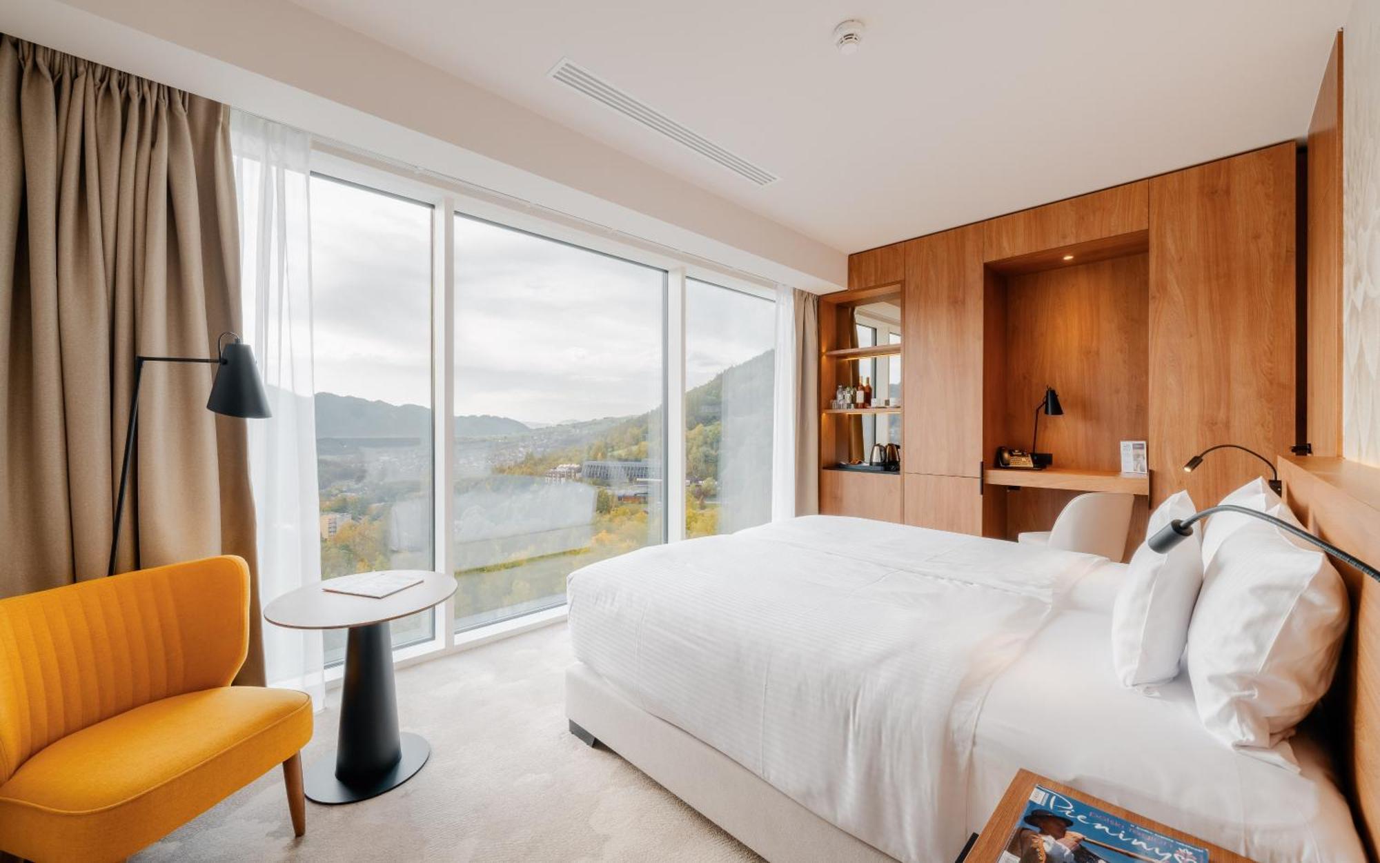 Pieniny Grand Hotel シュツァブニツァ エクステリア 写真
