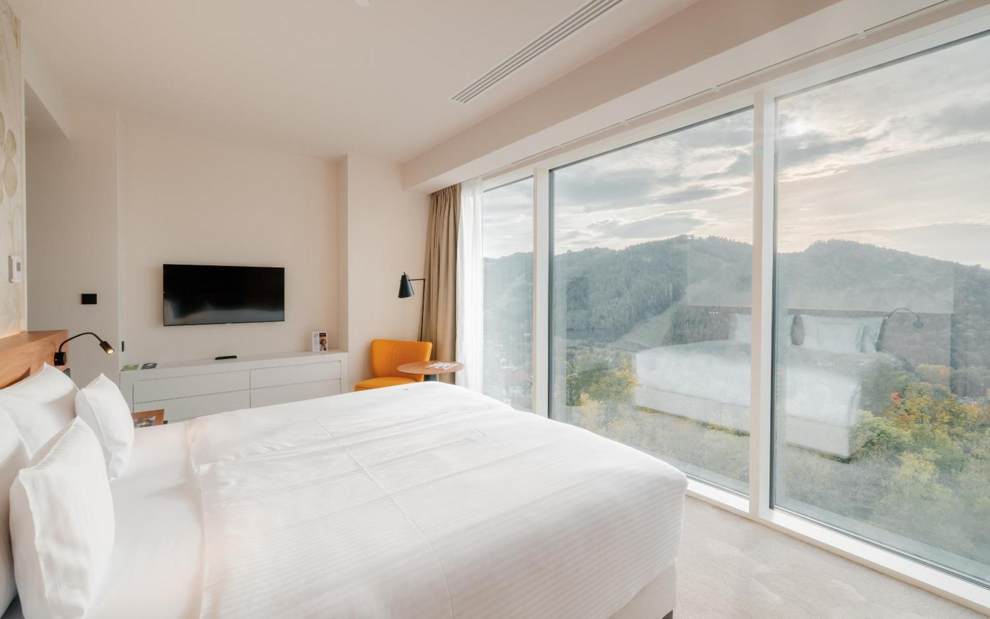 Pieniny Grand Hotel シュツァブニツァ エクステリア 写真