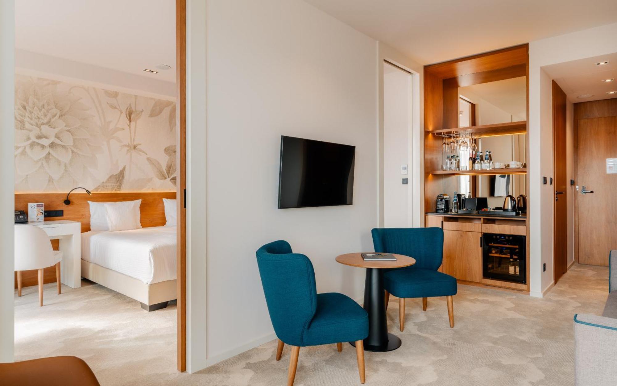 Pieniny Grand Hotel シュツァブニツァ エクステリア 写真